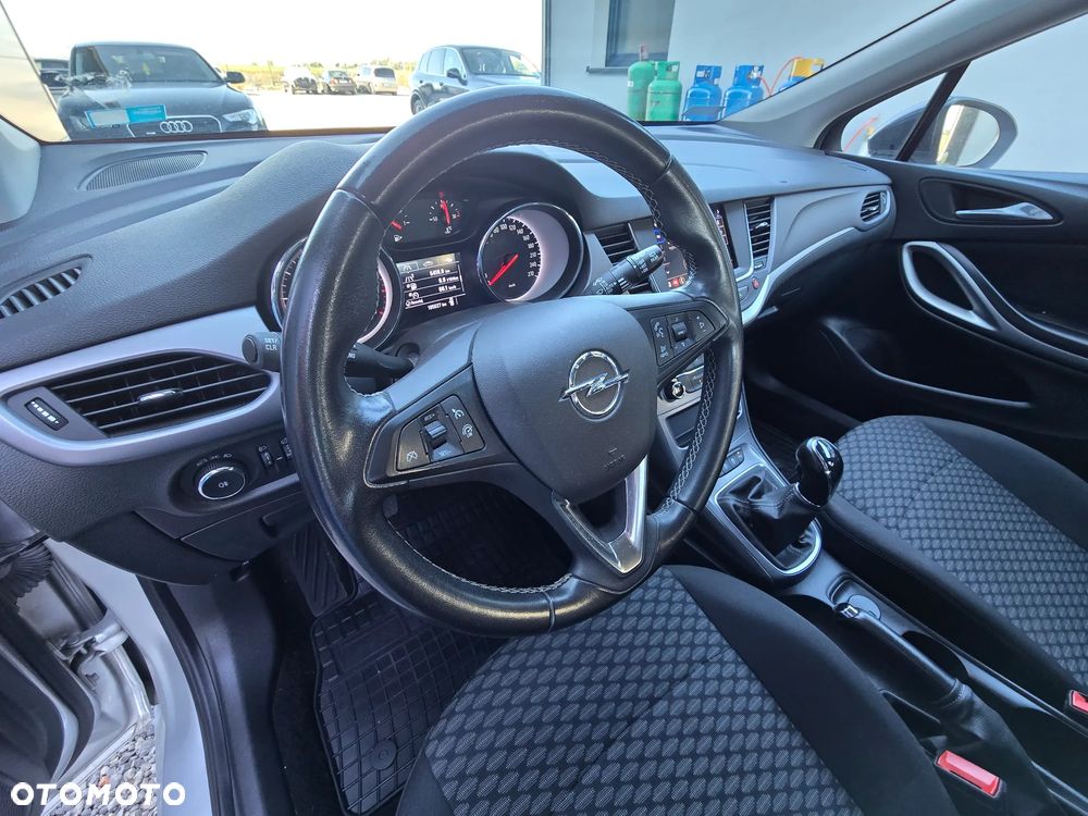 Opel Astra 1.2 T S&S - 18