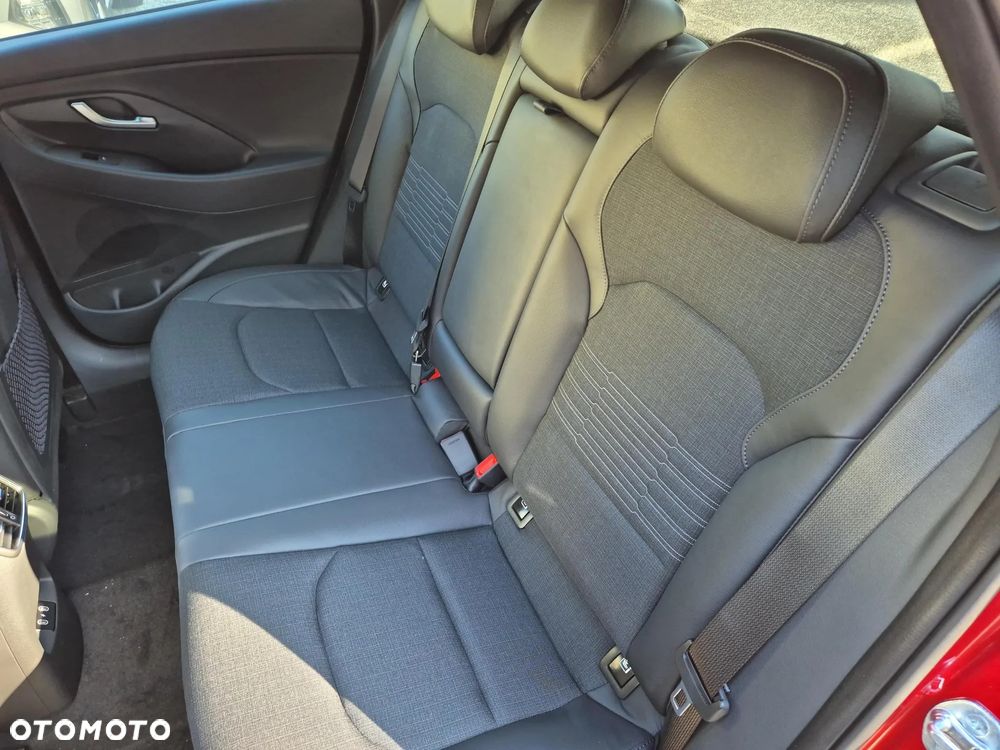 Hyundai i30 1.5 T-GDI 48V Smart DCT - 16