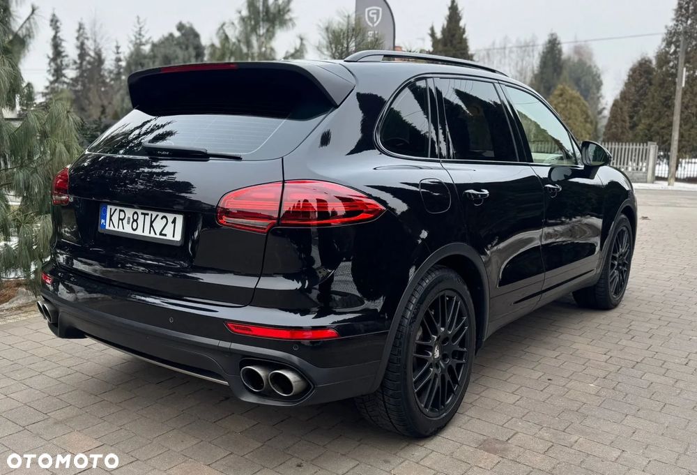 Porsche Cayenne S Diesel Platinum Edition - 8