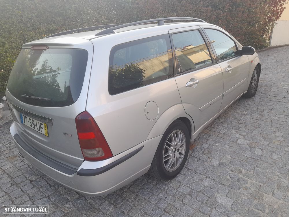 Ford Focus 1.8 TDCi Ghia - 9