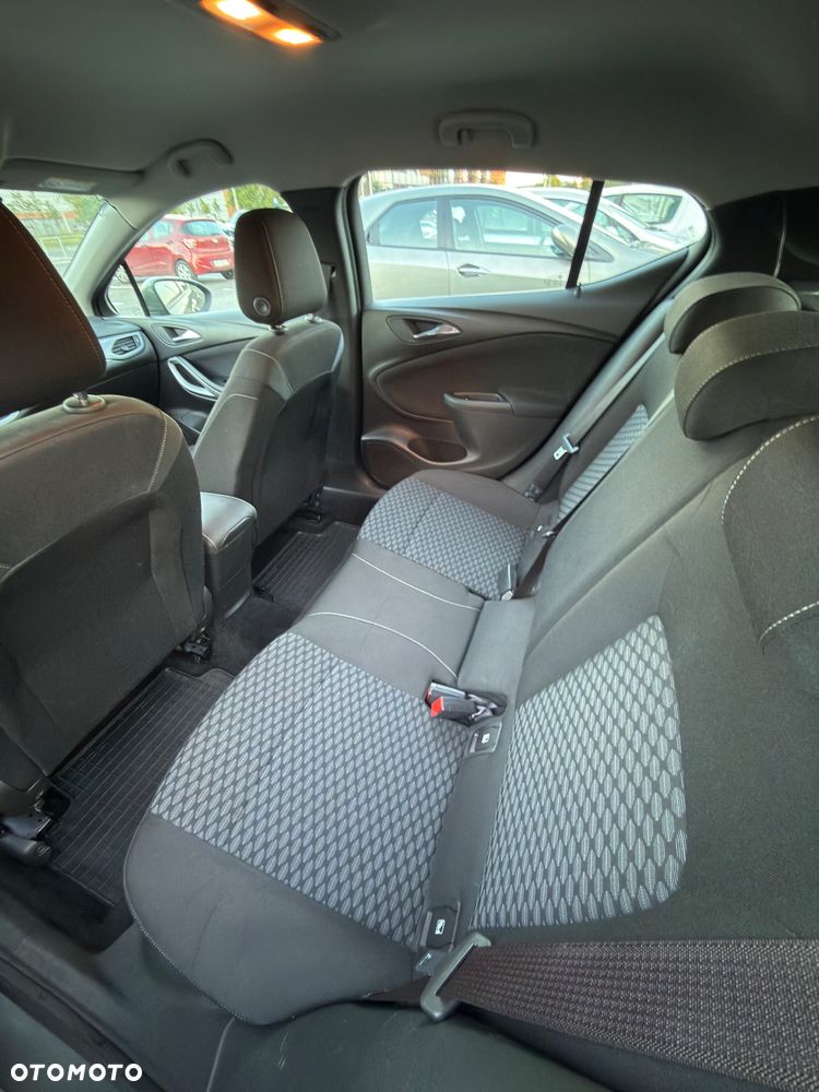 Opel Astra - 18