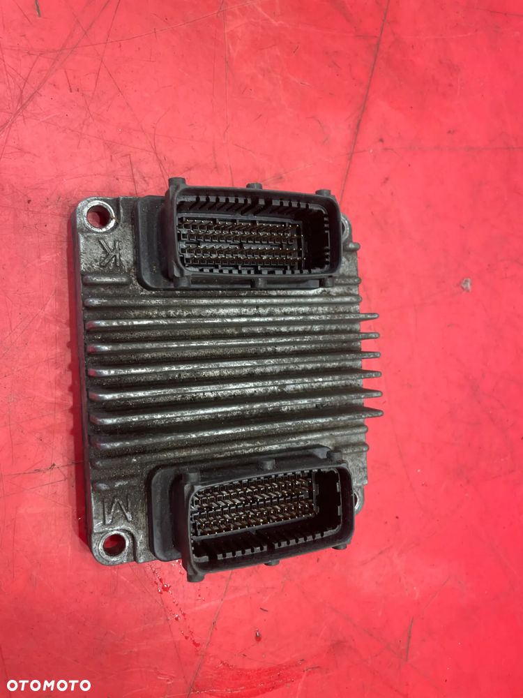OPEL 1.7D  KOMPUTER STEROWNIK SILNIKA 8972272257 - 2