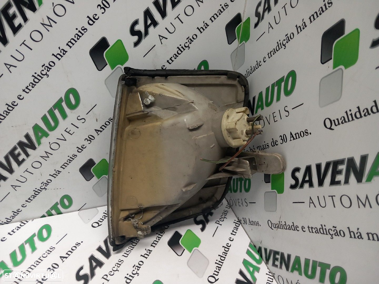 Pisca Frontal Mercedes-Benz E-Class (W124) - 2