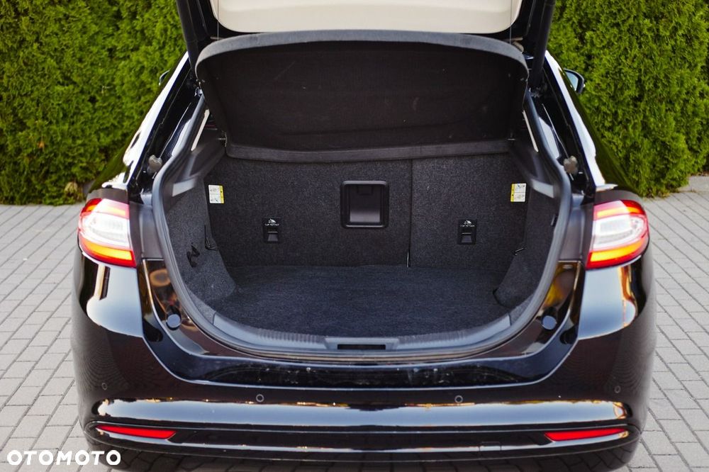 Ford Mondeo 2.0 EcoBlue Titanium - 23