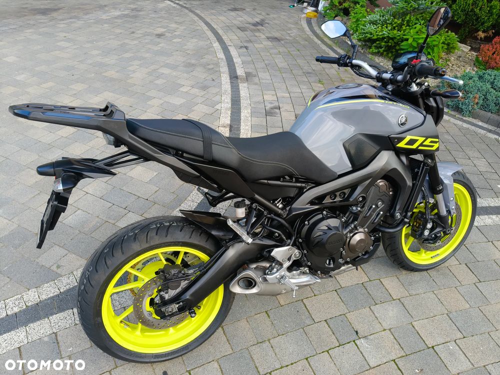 Yamaha MT - 5
