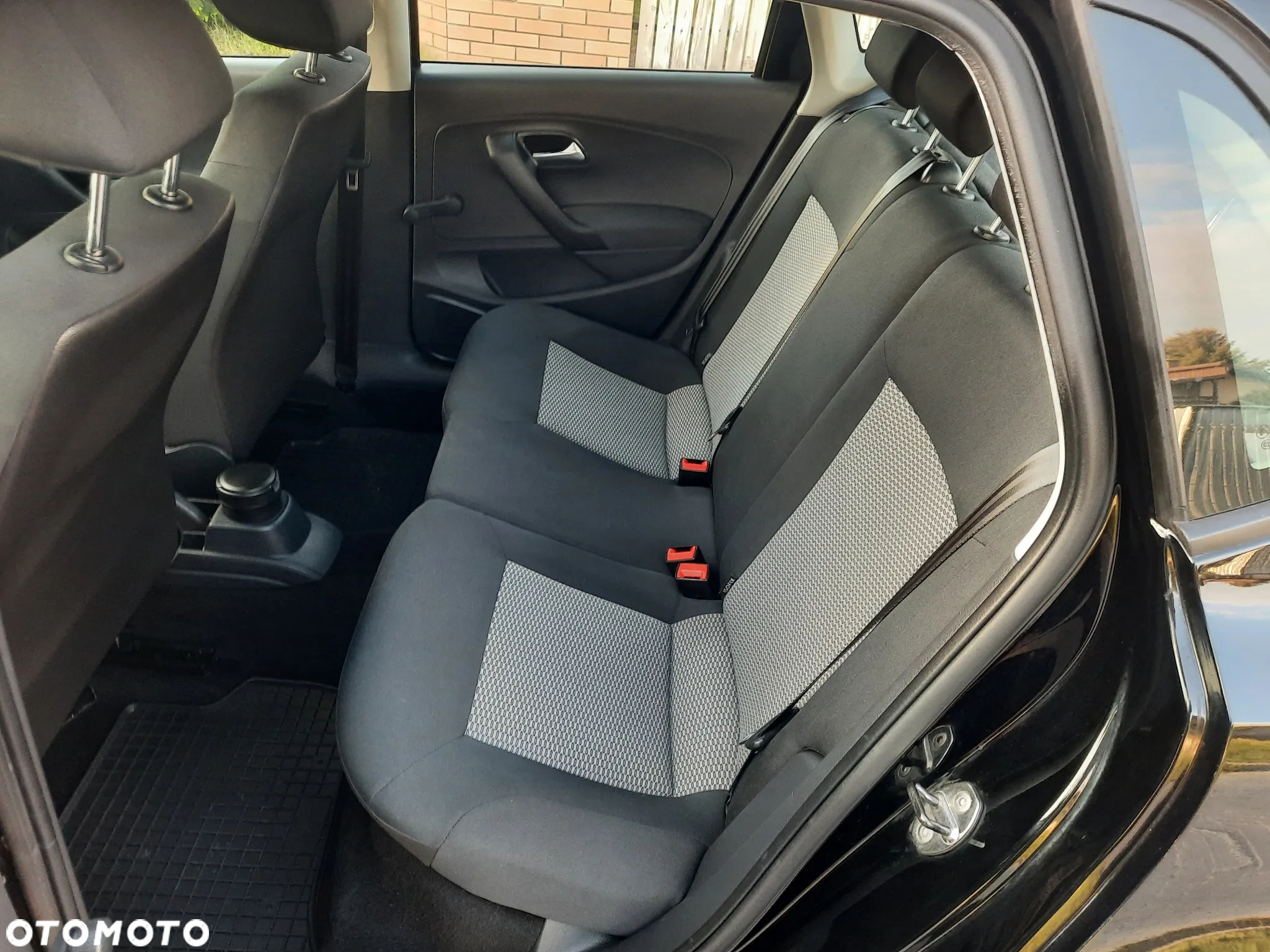 Volkswagen Polo - 15