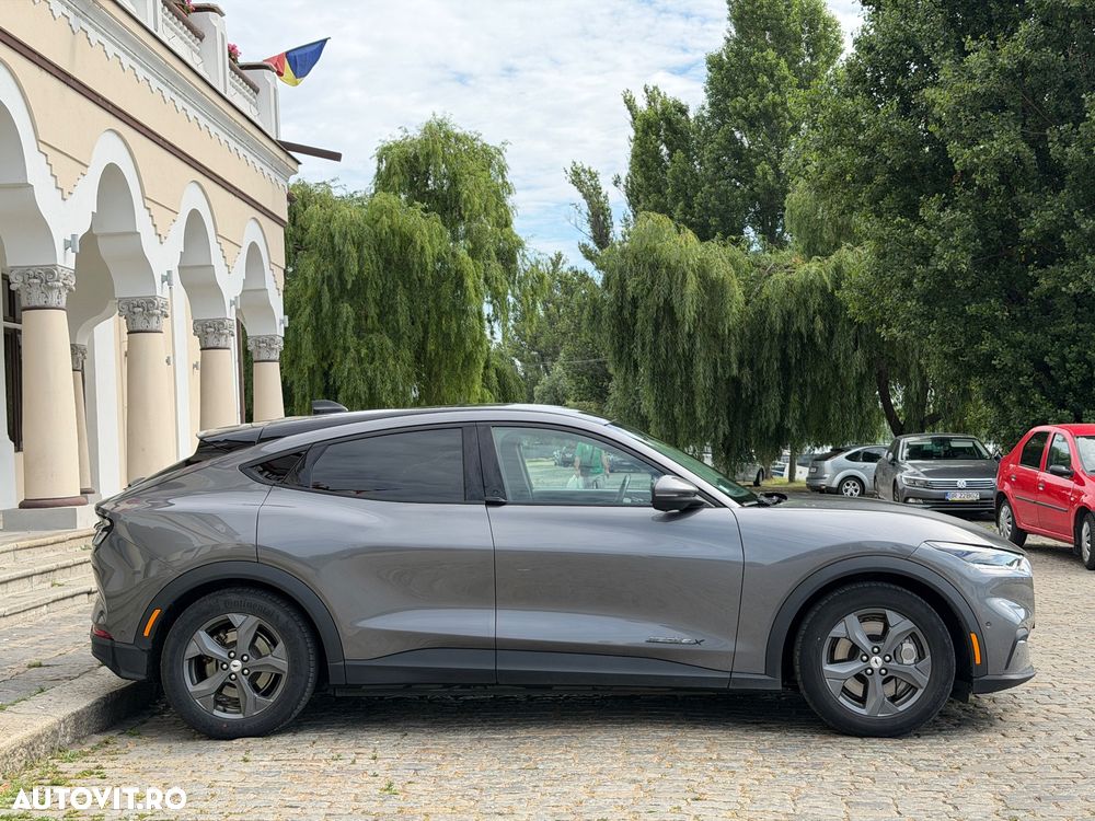 Ford Mustang Mach-E RWD Extended Range 216 kW Premium - 12