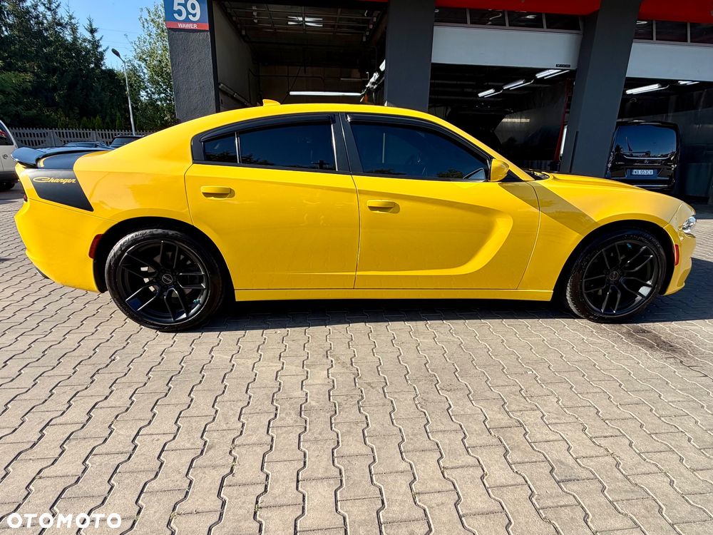 Dodge Charger - 9