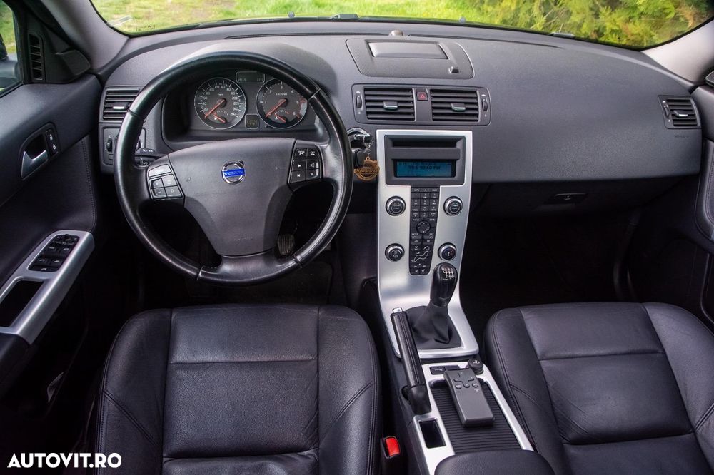 Volvo S40 D2 DRIVe Kinetic - 4