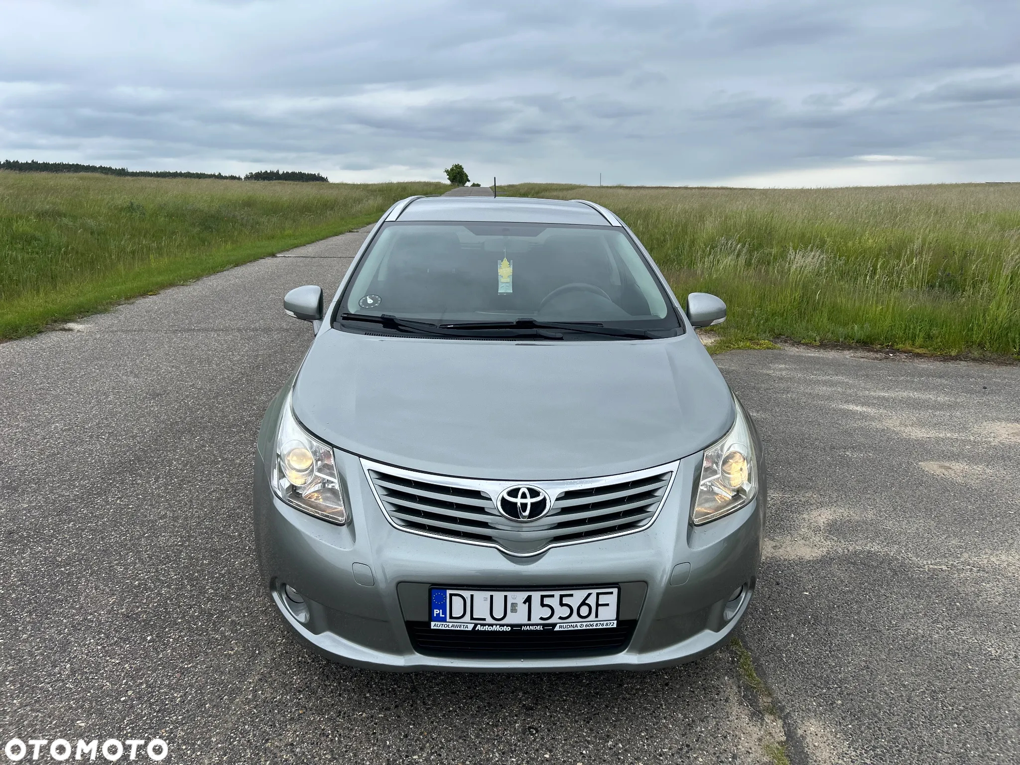 Toyota Avensis 2.0 D-4D Premium - 9