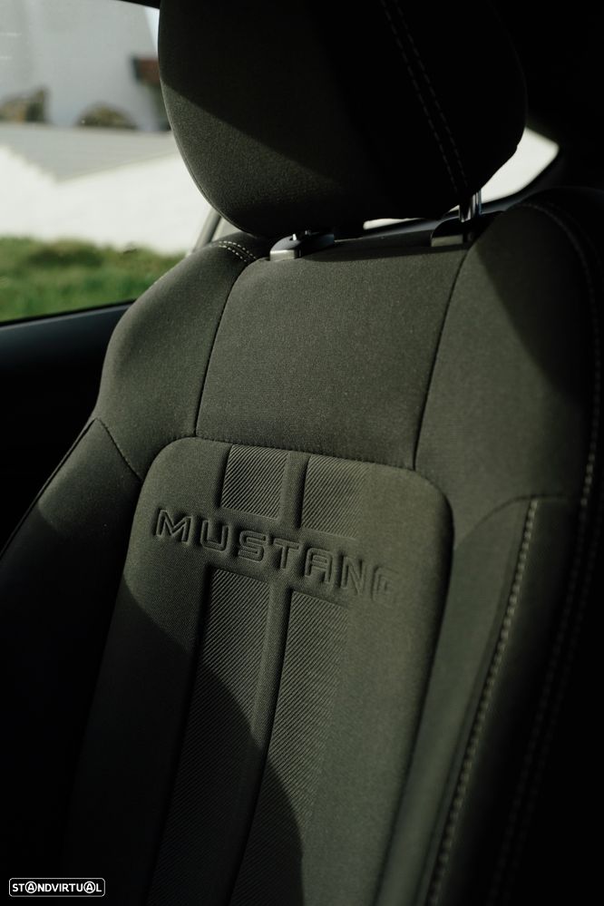 Ford Mustang 2.3i EcoBoost Aut. - 27