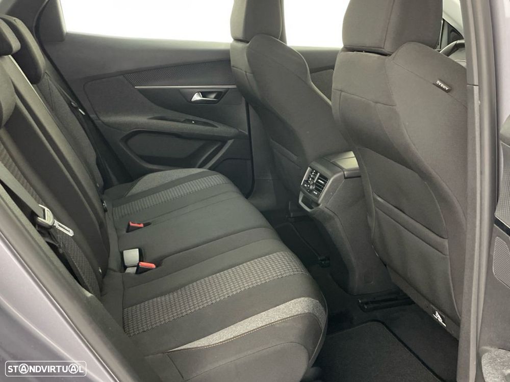 Peugeot 3008 1.5 BlueHDi Active Pack - 23