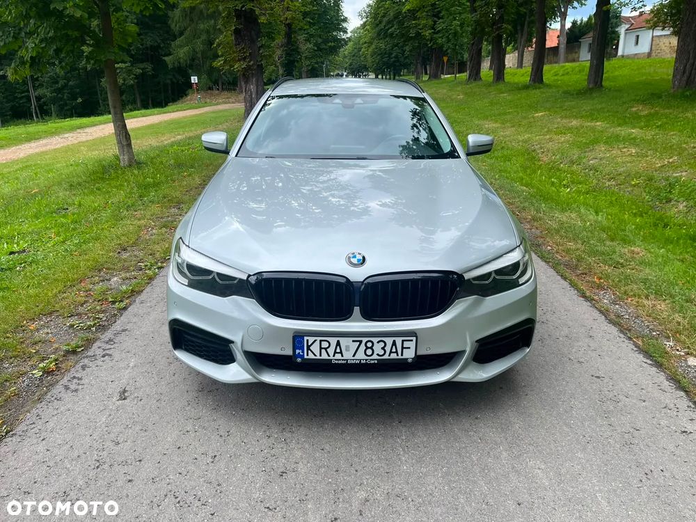 BMW Seria 5 520d Sport Line - 2