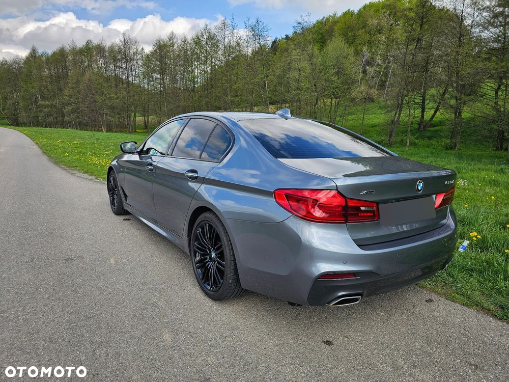 BMW Seria 5 520d xDrive Sport - 21