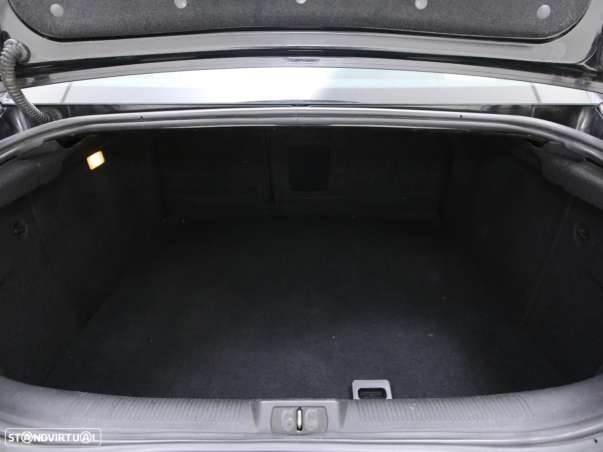 Peugeot 407 - 13