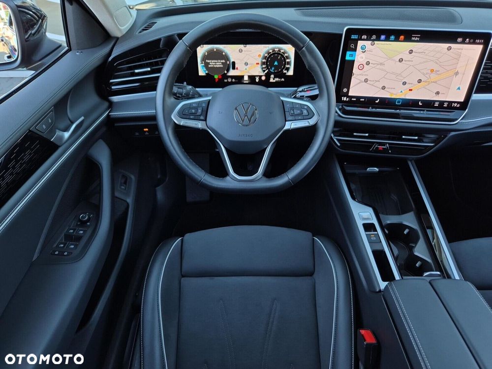 Volkswagen Passat Variant 2.0 TDI SCR Elegance DSG - 20