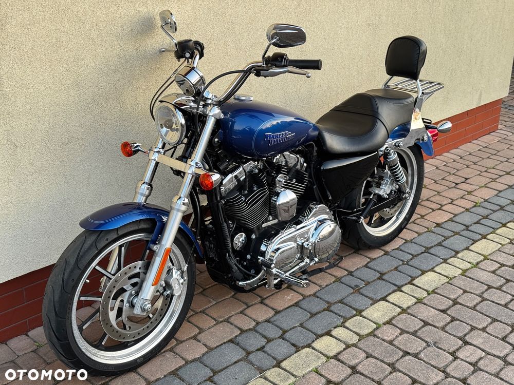 Harley-Davidson Sportster Custom 1200C - 4