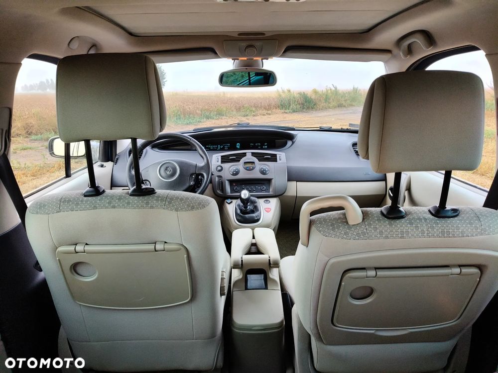 Renault Scenic 1.6 16V Infinity - 20