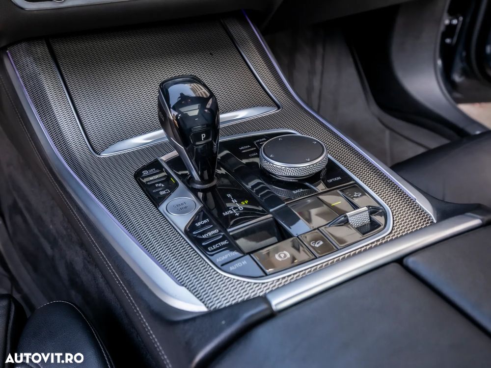 BMW X5 xDrive45e - 18