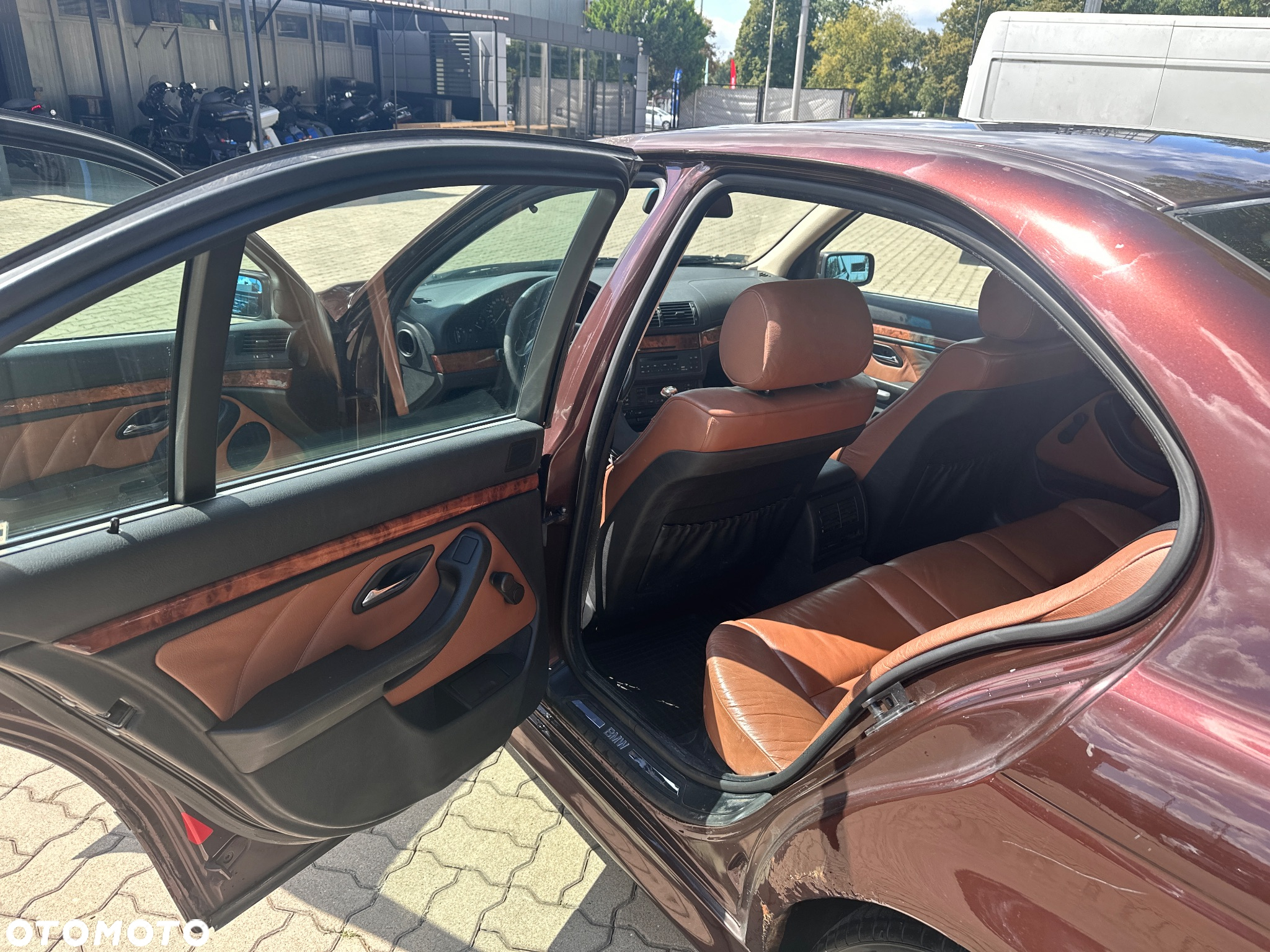 BMW Seria 5 523i - 17