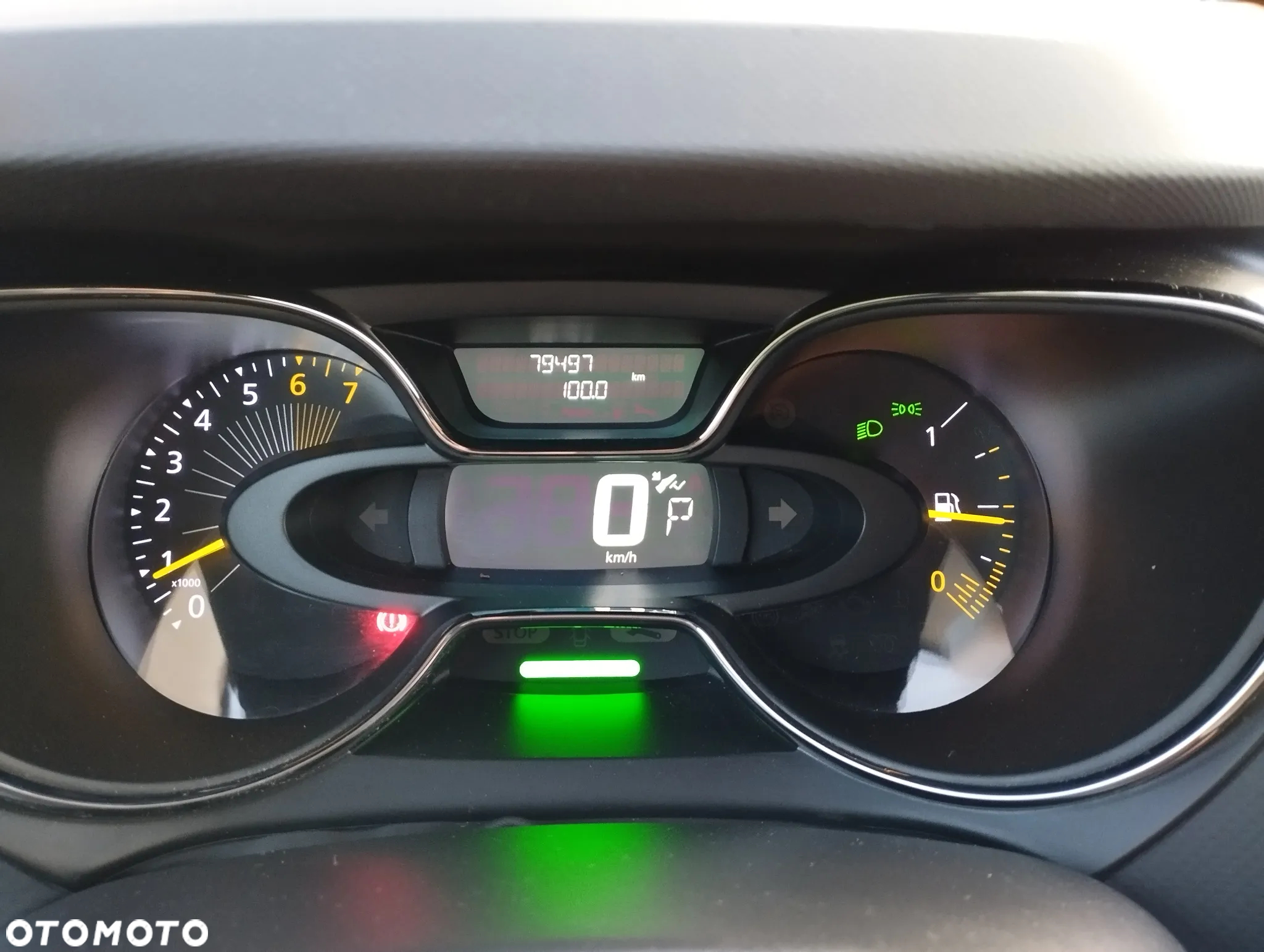 Renault Captur 1.2 TCe Helly Hansen EDC - 18