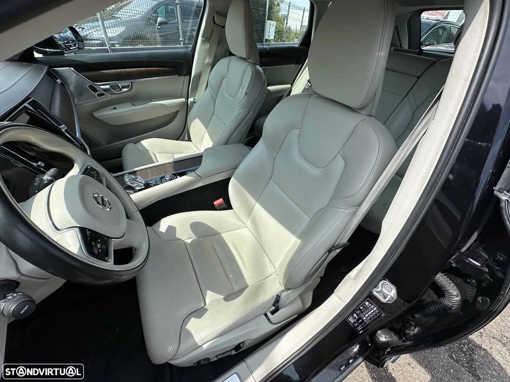 Volvo V90 2.0 B5 Inscription AWD Geartronic - 15