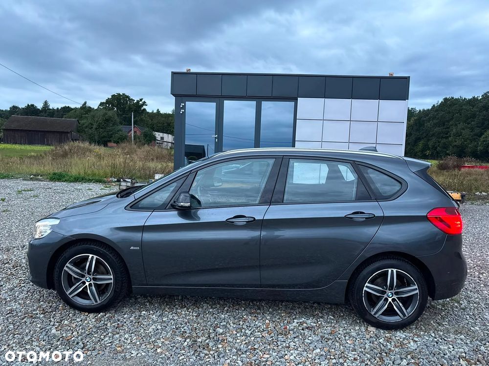 BMW Seria 2 218i Sport Line - 28