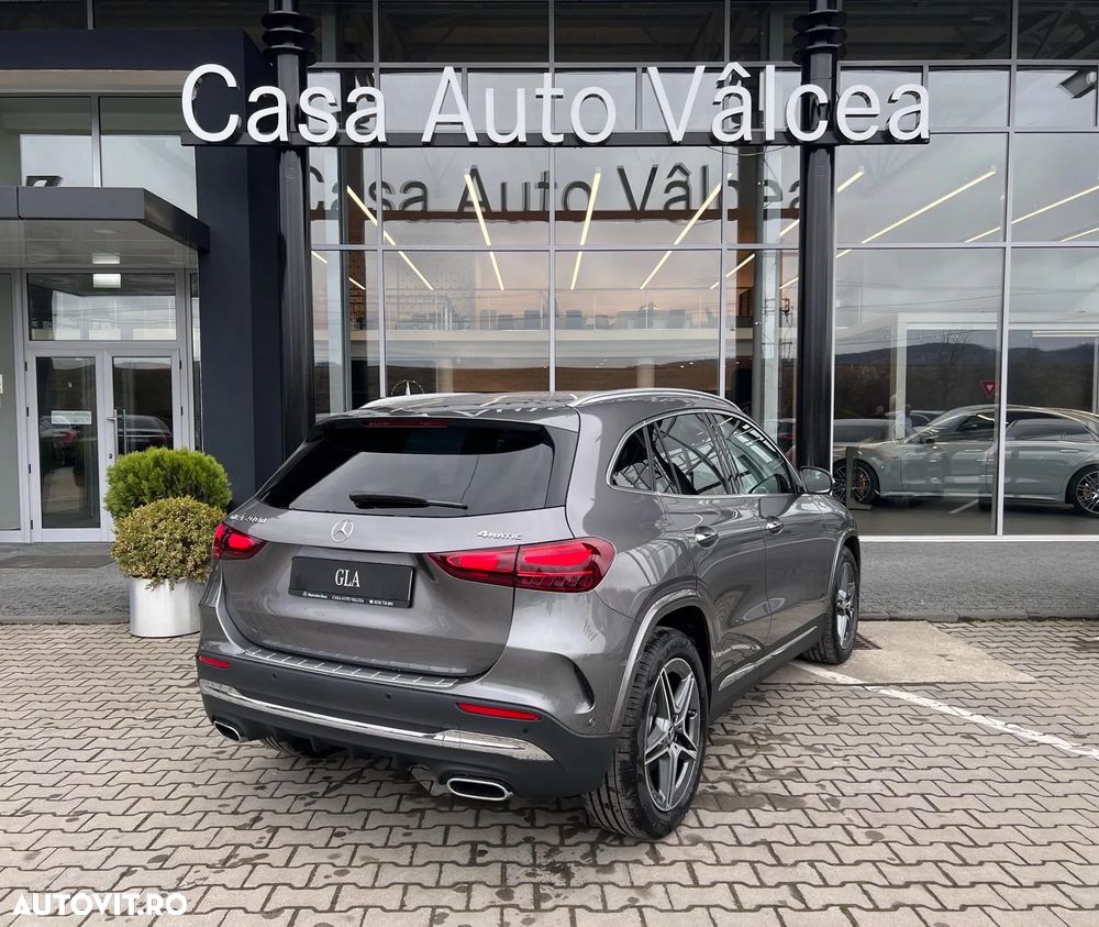 Mercedes-Benz GLA 200 d 4MATIC Aut. - 2
