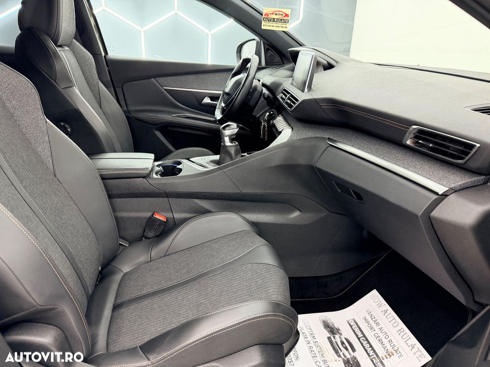 Peugeot 3008 1.2 PureTech Turbo S&S GT-Line - 17