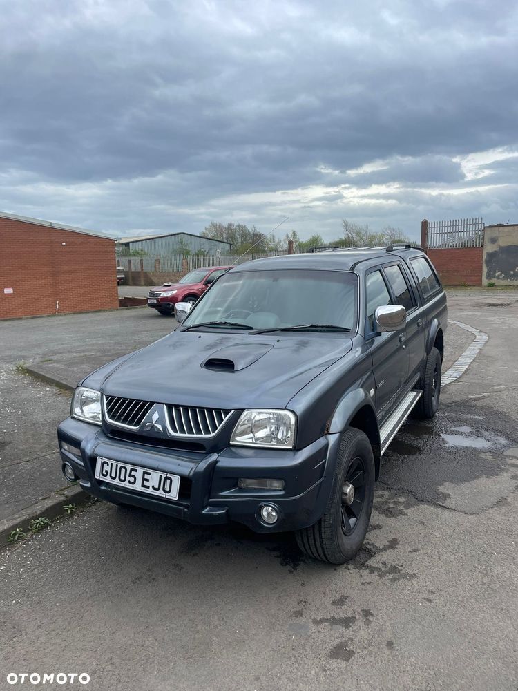Mitsubishi L200 - 1