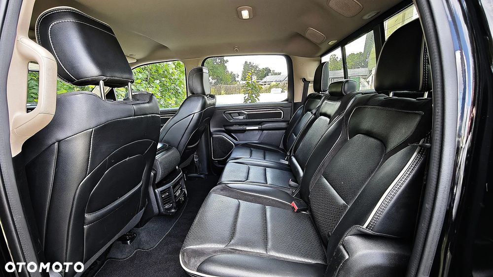Dodge RAM - 18