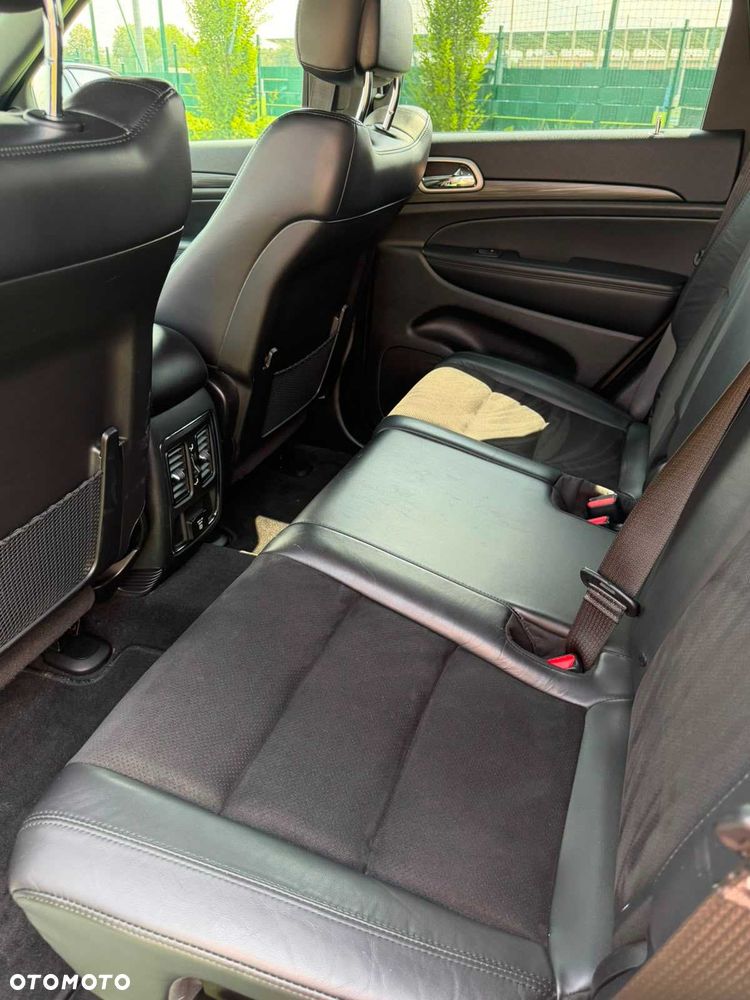 Jeep Grand Cherokee - 6