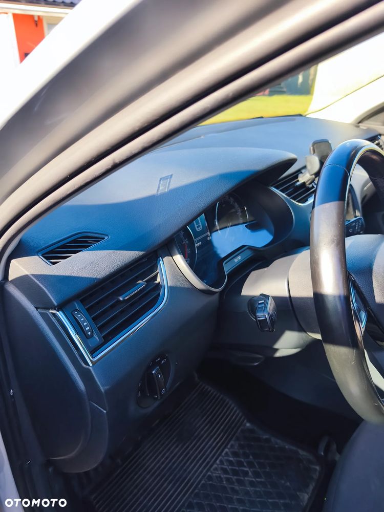 Skoda Octavia 1.6 TDI Ambition - 17