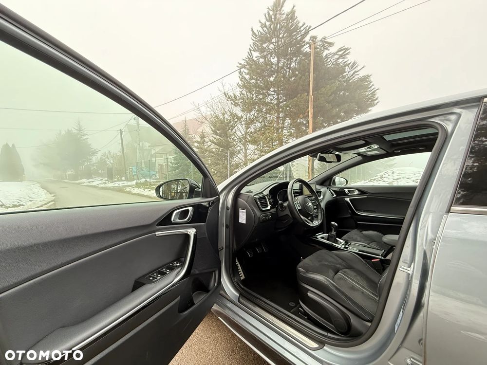 Kia ProCeed 1.4 T-GDI OPF GT LINE - 14