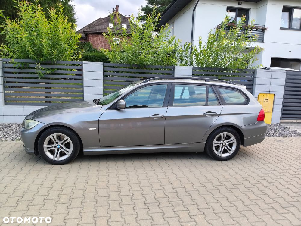 BMW Seria 3 318d - 2
