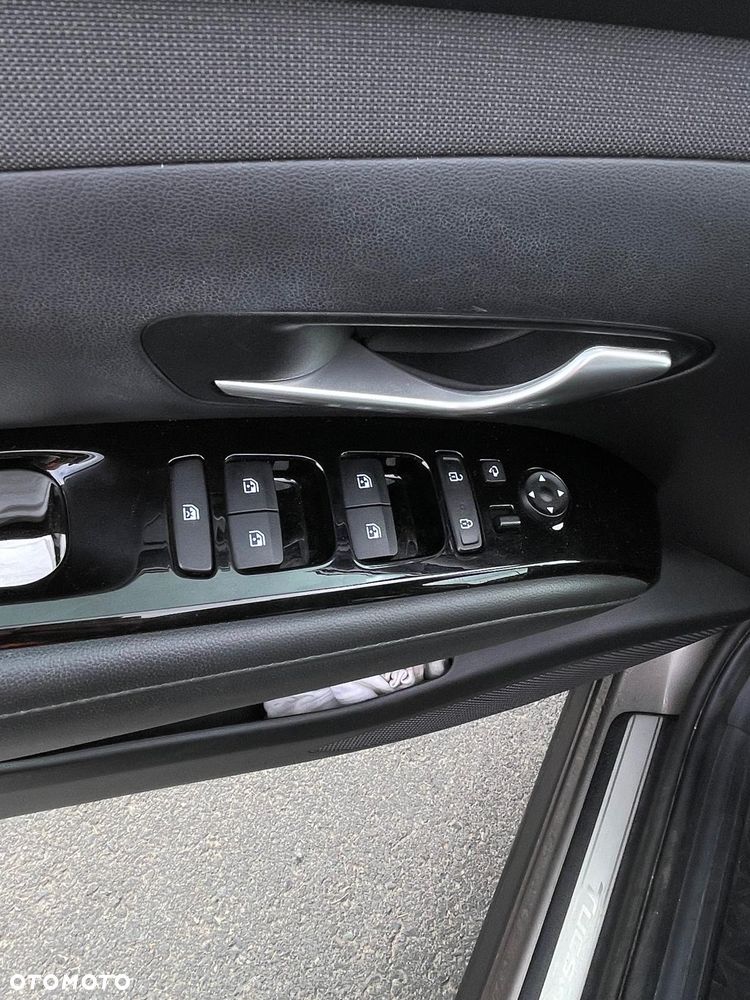 Hyundai Tucson - 4