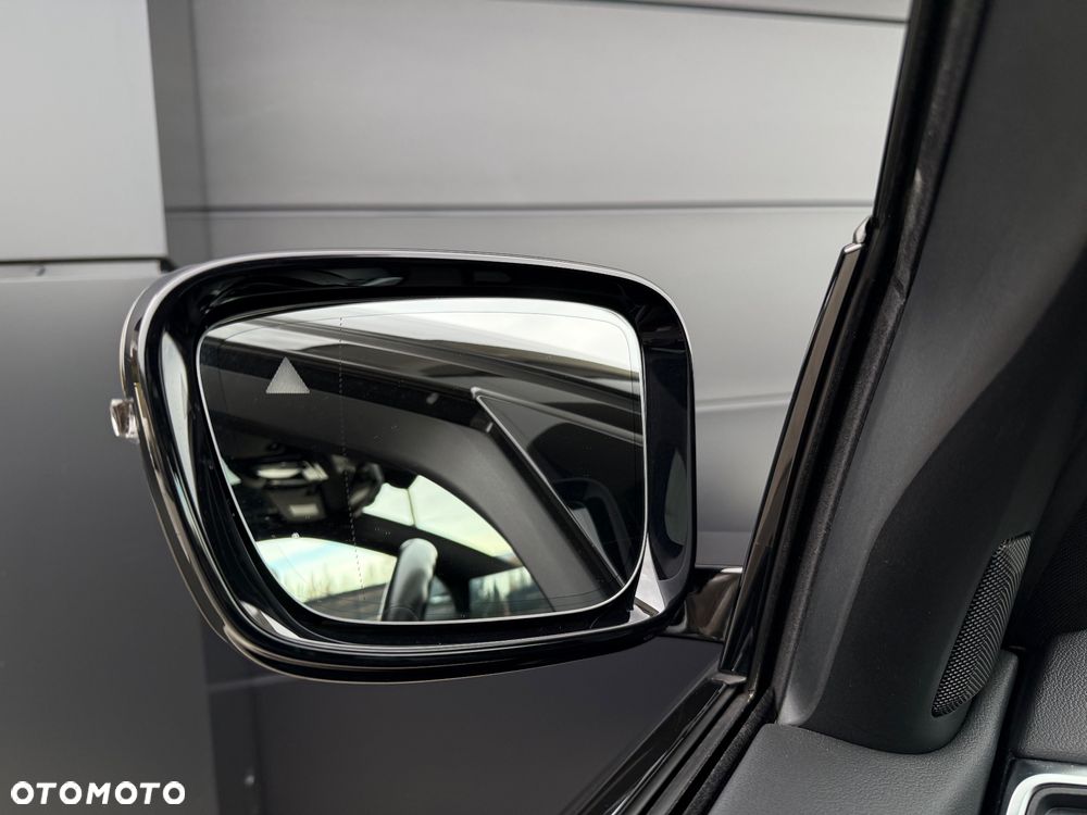 BMW Seria 3 330i xDrive M Sport sport - 41