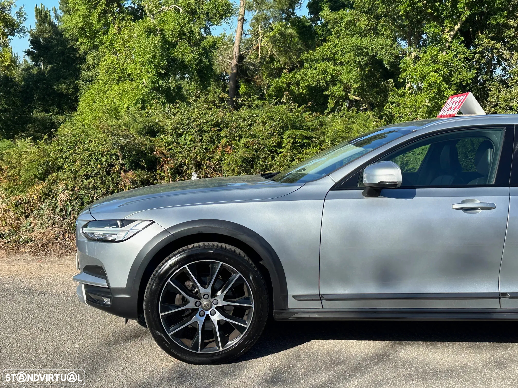 Volvo V90 Cross Country 2.0 D4 Plus AWD Geartronic - 2