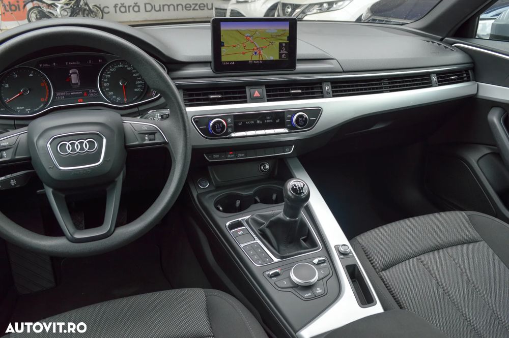Audi A4 2.0 TDI Design - 34