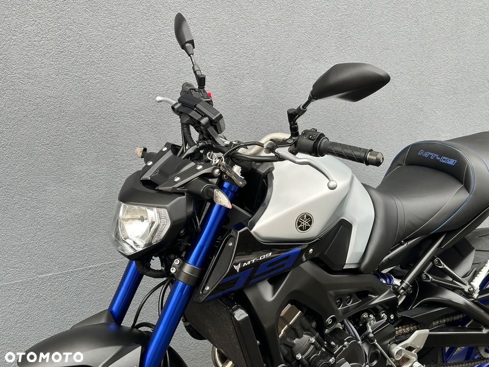 Yamaha MT - 11