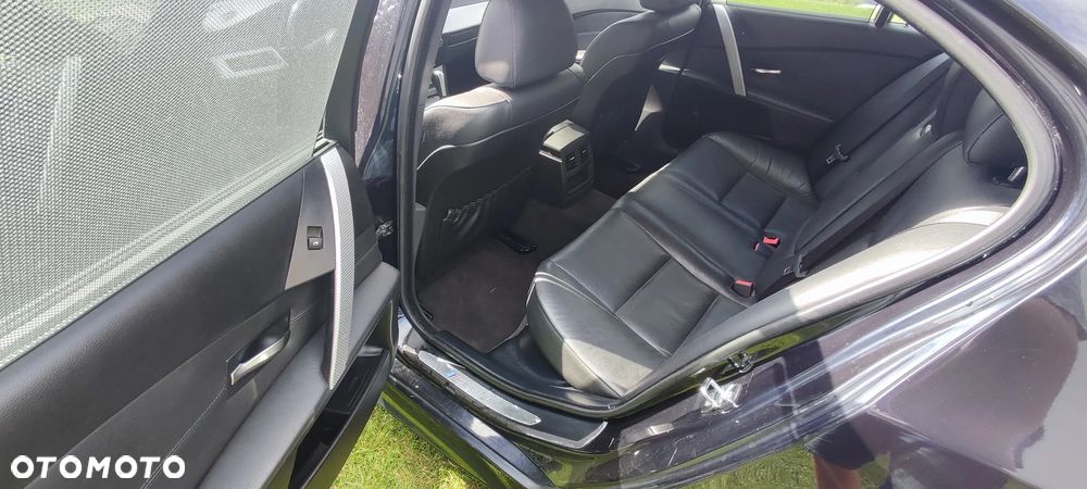 BMW Seria 5 525i - 21