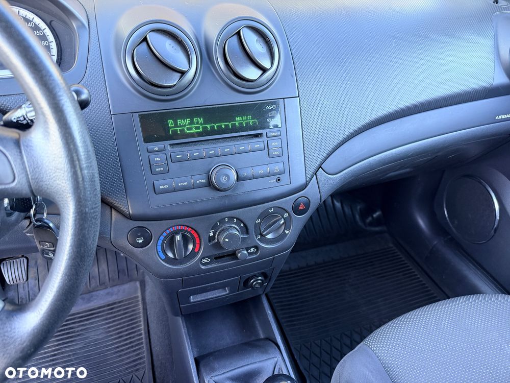 Chevrolet Aveo 1.2 Cool - 37