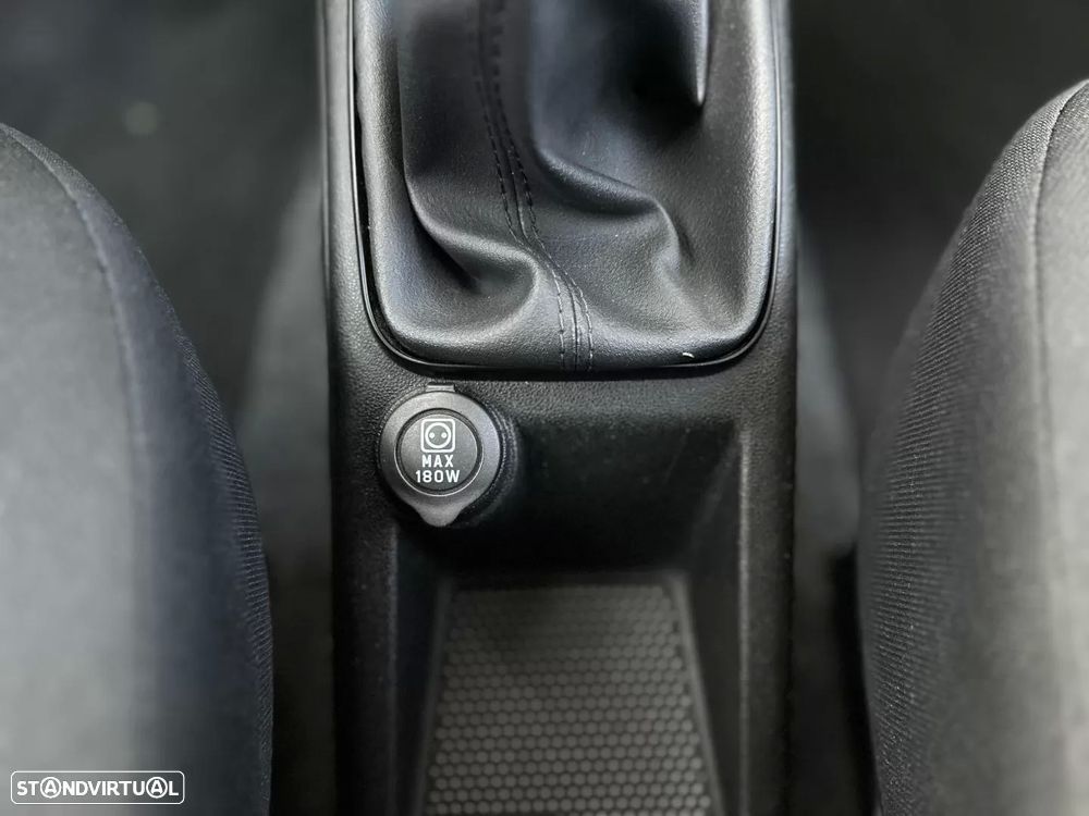 Fiat Punto 1.3 M-Jet Easy S&S - 20