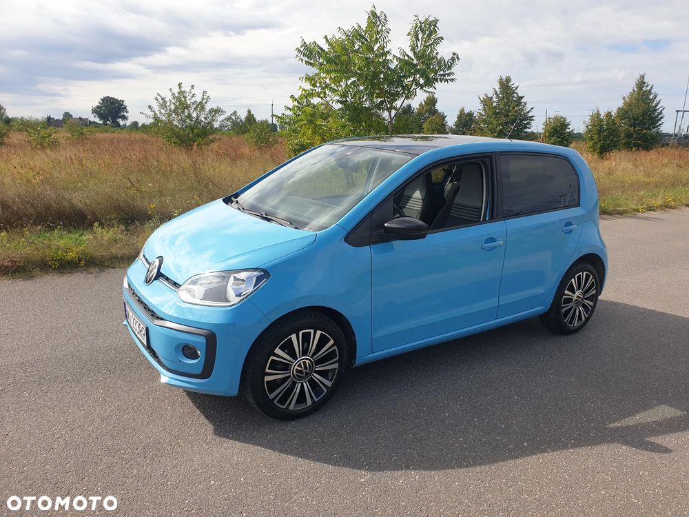 Volkswagen up! 1.0 Black Style - 1