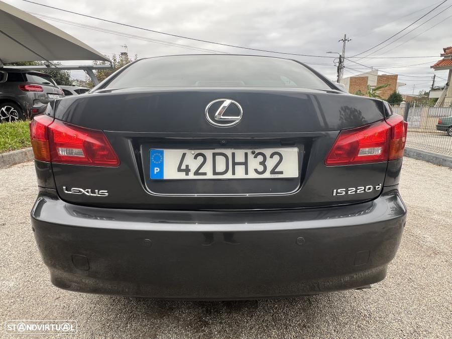 Lexus IS 220 d Luxury 46 - 7
