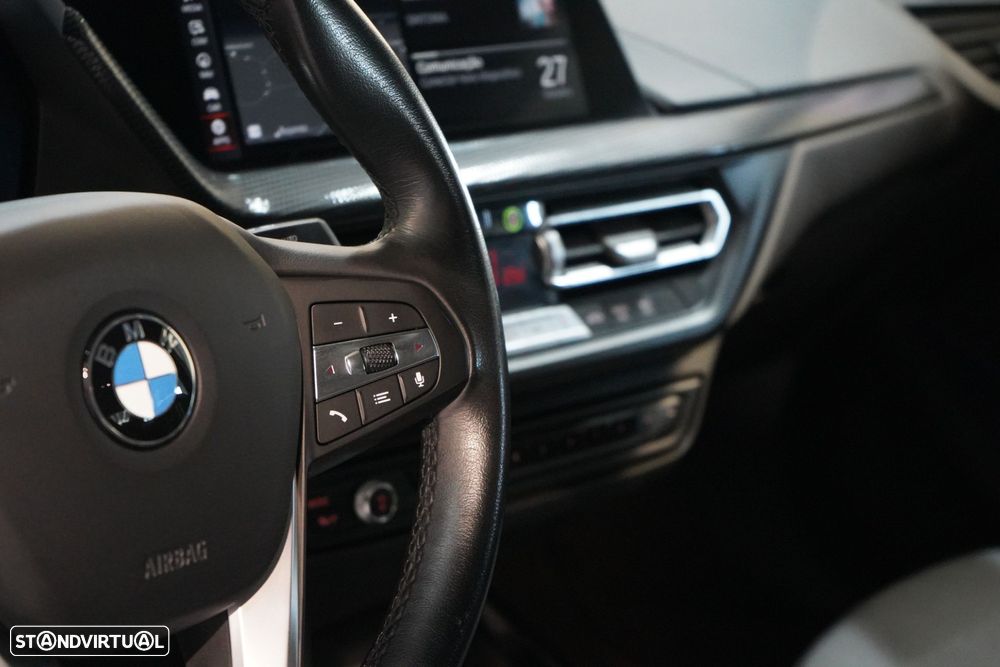 BMW 218 Gran Coupé - 11