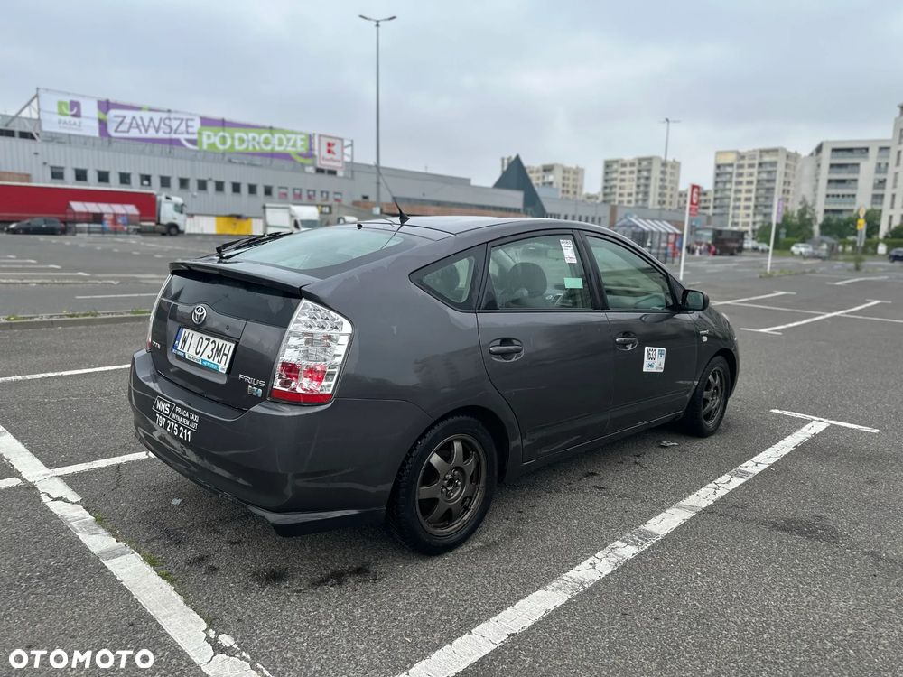 Toyota Prius 1.5 VVT-i Sol - 12