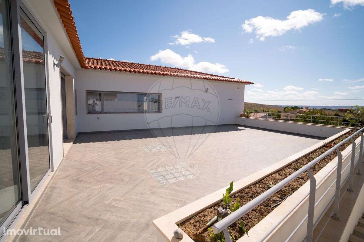 Moradia T5 para venda - Grande imagem: 3/49