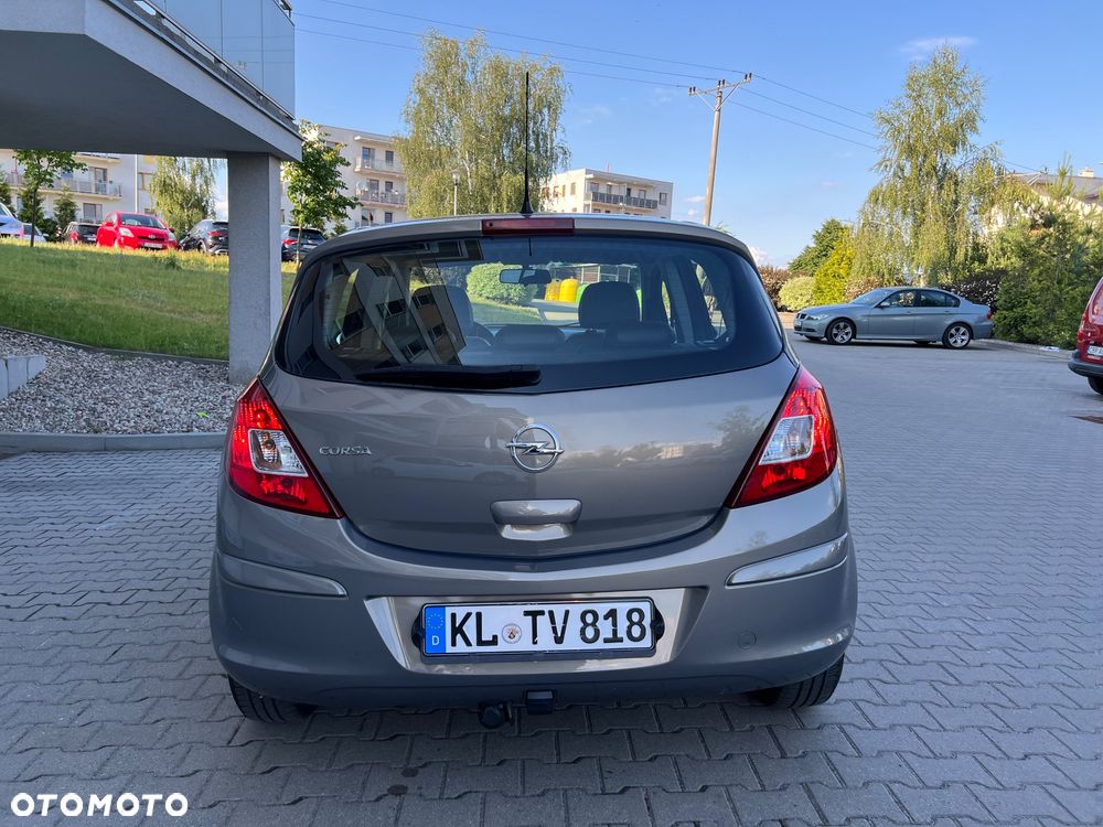 Opel Corsa 1.4 16V Energy - 5