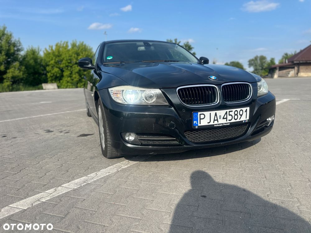 BMW Seria 3 320i - 2